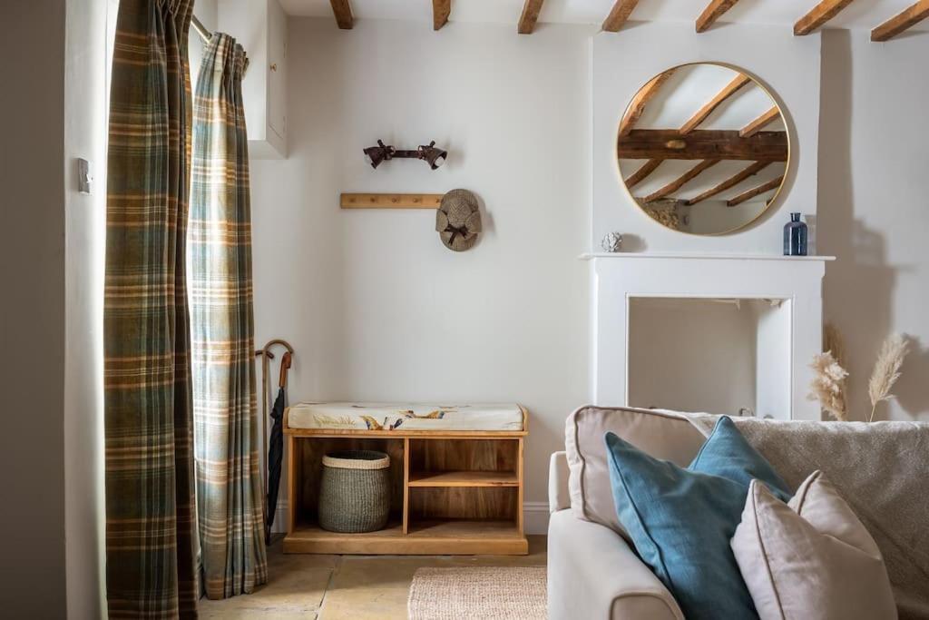 Charming 17Th Century Cotswold Cottage Adlestrop Екстериор снимка