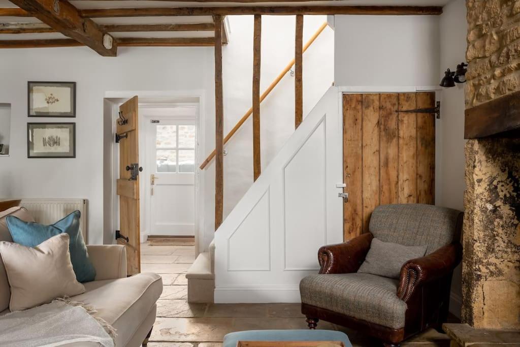 Charming 17Th Century Cotswold Cottage Adlestrop Екстериор снимка