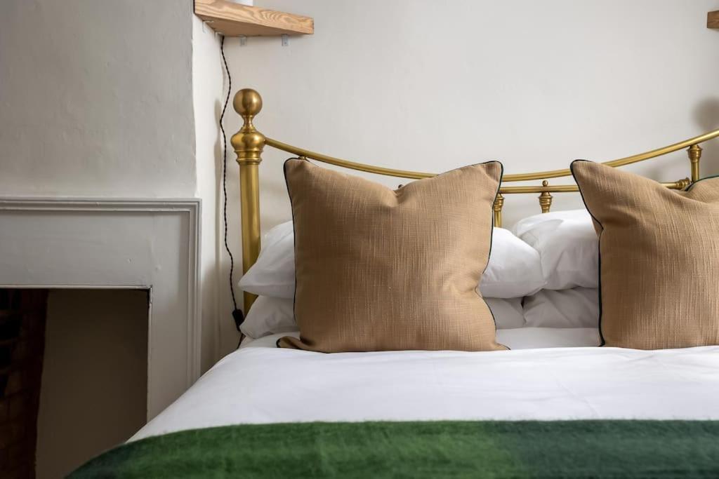Charming 17Th Century Cotswold Cottage Adlestrop Екстериор снимка