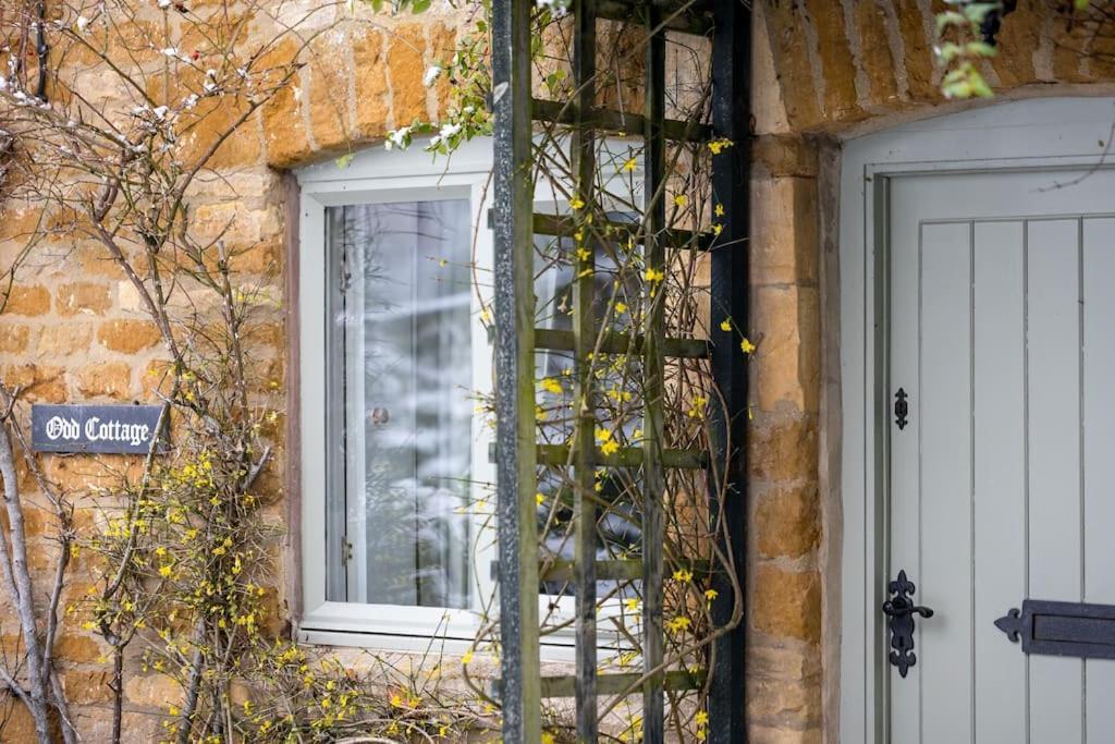 Charming 17Th Century Cotswold Cottage Adlestrop Екстериор снимка